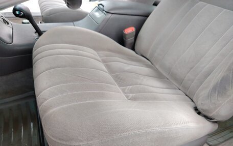 Dodge Intrepid I, 1994 год, 440 000 рублей, 19 фотография