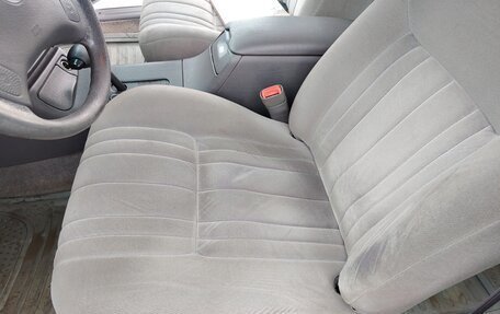 Dodge Intrepid I, 1994 год, 440 000 рублей, 20 фотография