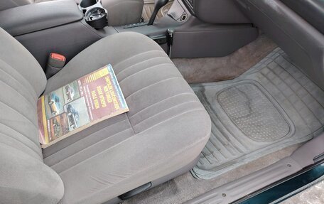 Dodge Intrepid I, 1994 год, 440 000 рублей, 25 фотография