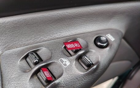 Dodge Intrepid I, 1994 год, 440 000 рублей, 28 фотография