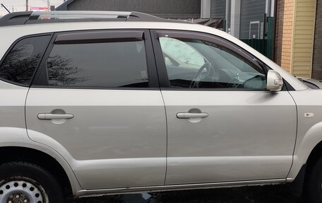 Hyundai Tucson III, 2008 год, 700 000 рублей, 16 фотография