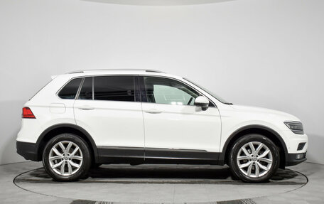 Volkswagen Tiguan II, 2020 год, 2 290 000 рублей, 5 фотография