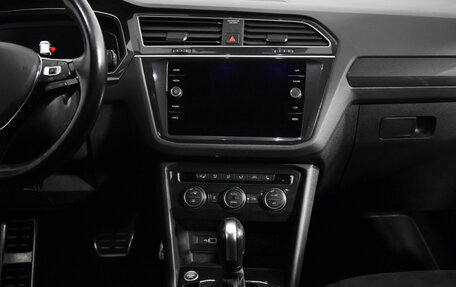 Volkswagen Tiguan II, 2020 год, 2 290 000 рублей, 16 фотография