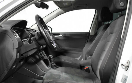 Volkswagen Tiguan II, 2020 год, 2 290 000 рублей, 13 фотография