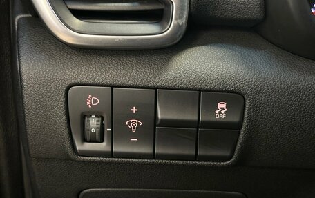 KIA Sportage IV рестайлинг, 2018 год, 1 899 000 рублей, 10 фотография