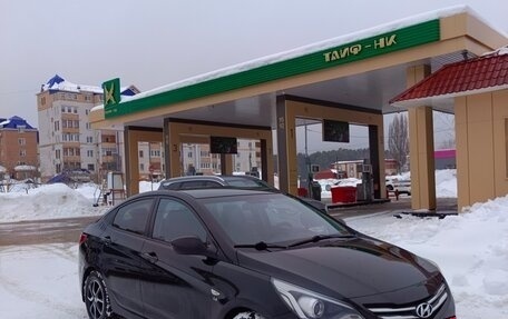 Hyundai Solaris II рестайлинг, 2015 год, 750 000 рублей, 4 фотография