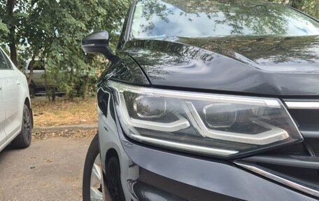 Volkswagen Tiguan II, 2021 год, 2 890 000 рублей, 8 фотография