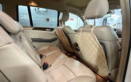 Mercedes-Benz GL-Класс, 2015 год, 3 200 000 рублей, 9 фотография