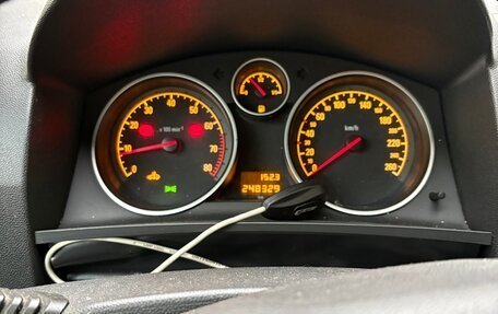 Opel Zafira C рестайлинг, 2012 год, 780 000 рублей, 4 фотография