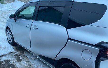 Toyota Sienta II, 2017 год, 1 500 000 рублей, 3 фотография