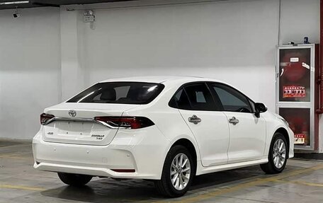 Toyota Corolla, 2022 год, 1 699 000 рублей, 5 фотография