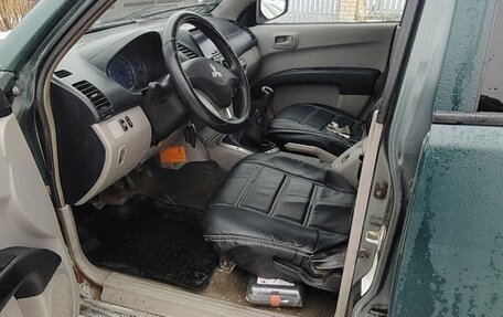 Mitsubishi L200 IV рестайлинг, 2008 год, 1 500 000 рублей, 9 фотография
