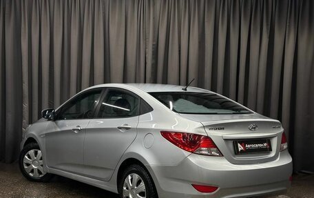 Hyundai Solaris II рестайлинг, 2011 год, 699 999 рублей, 3 фотография