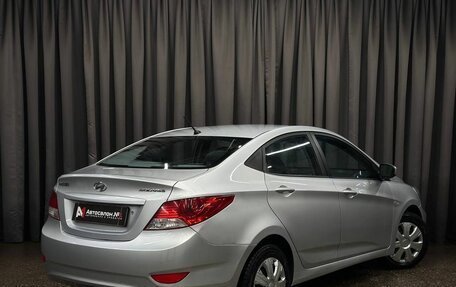 Hyundai Solaris II рестайлинг, 2011 год, 699 999 рублей, 4 фотография