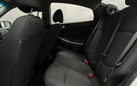 Hyundai Solaris II рестайлинг, 2011 год, 699 999 рублей, 13 фотография