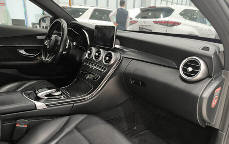 Mercedes-Benz C-Класс, 2018 год, 3 150 000 рублей, 13 фотография