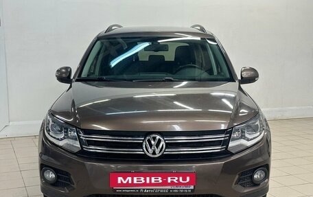 Volkswagen Tiguan I, 2015 год, 1 540 000 рублей, 2 фотография