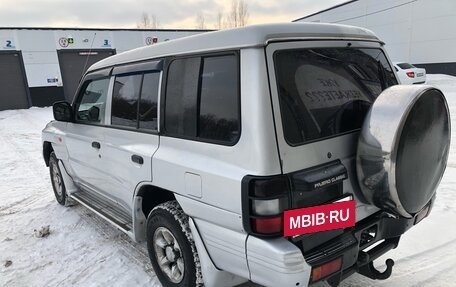 Mitsubishi Pajero III рестайлинг, 2002 год, 690 000 рублей, 4 фотография