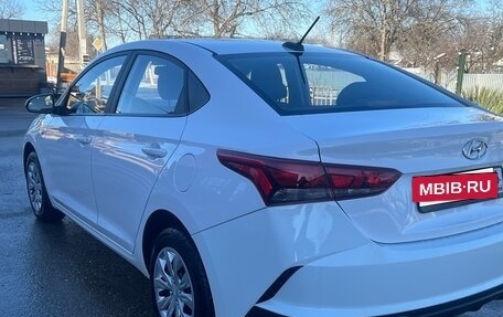 Hyundai Solaris II рестайлинг, 2021 год, 8 фотография