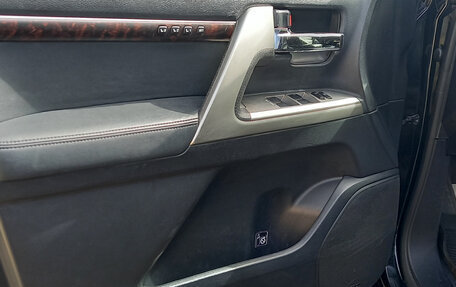 Toyota Land Cruiser 200, 2012 год, 5 450 000 рублей, 7 фотография