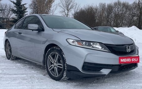 Honda Accord IX рестайлинг, 2015 год, 1 850 000 рублей, 6 фотография