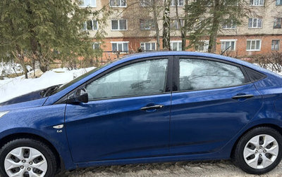 Hyundai Solaris II рестайлинг, 2015 год, 900 000 рублей, 1 фотография