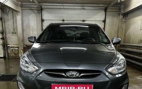 Hyundai Solaris II рестайлинг, 2013 год, 749 000 рублей, 1 фотография