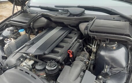 BMW 5 серия, 1999 год, 1 300 000 рублей, 12 фотография