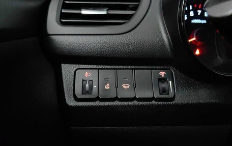 KIA Rio III рестайлинг, 2016 год, 998 000 рублей, 21 фотография