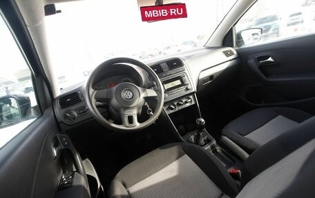 Volkswagen Polo VI (EU Market), 2012 год, 680 000 рублей, 10 фотография