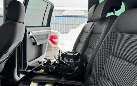 Volkswagen Touran III, 2005 год, 150 000 рублей, 17 фотография