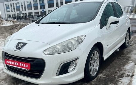 Peugeot 308 II, 2011 год, 590 000 рублей, 2 фотография
