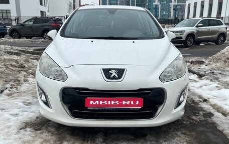 Peugeot 308 II, 2011 год, 590 000 рублей, 3 фотография