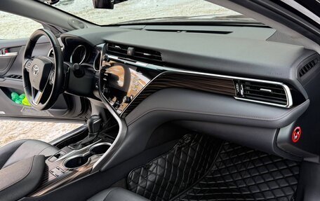 Toyota Camry, 2020 год, 3 500 000 рублей, 22 фотография