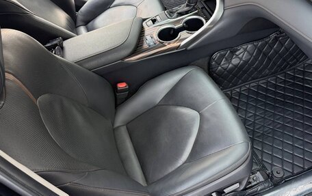 Toyota Camry, 2020 год, 3 500 000 рублей, 23 фотография