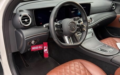 Mercedes-Benz E-Класс, 2021 год, 5 950 000 рублей, 2 фотография