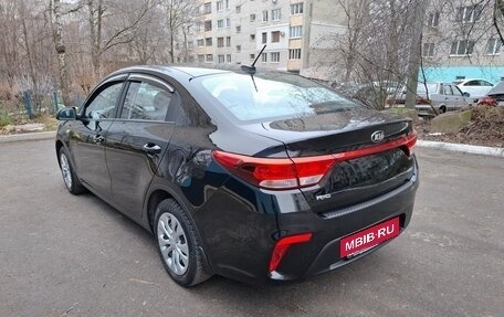 KIA Rio IV, 2017 год, 988 000 рублей, 7 фотография
