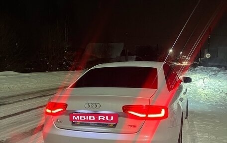 Audi A4, 2015 год, 1 350 000 рублей, 15 фотография