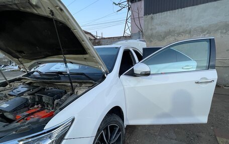 Toyota Camry, 2015 год, 1 680 000 рублей, 14 фотография