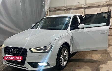 Audi A4, 2015 год, 1 350 000 рублей, 17 фотография