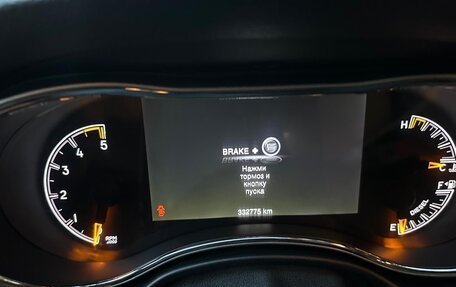 Jeep Grand Cherokee, 2013 год, 1 700 000 рублей, 14 фотография