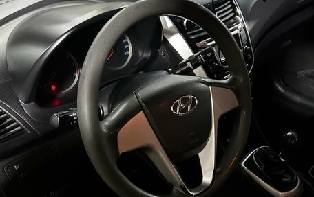 Hyundai Solaris II рестайлинг, 2013 год, 749 000 рублей, 12 фотография