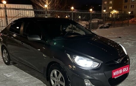 Hyundai Solaris II рестайлинг, 2013 год, 749 000 рублей, 21 фотография