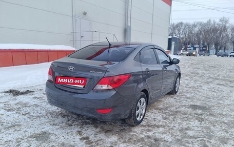 Hyundai Solaris II рестайлинг, 2013 год, 749 000 рублей, 30 фотография