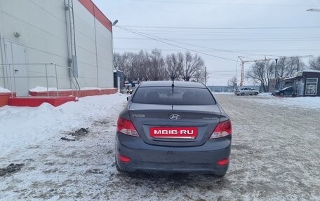 Hyundai Solaris II рестайлинг, 2013 год, 749 000 рублей, 31 фотография