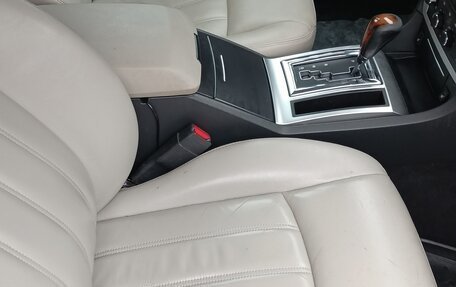 Chrysler 300C II, 2006 год, 1 200 000 рублей, 7 фотография