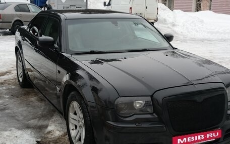 Chrysler 300C II, 2006 год, 1 200 000 рублей, 12 фотография