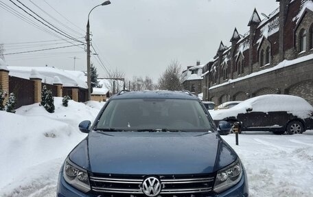 Volkswagen Tiguan I, 2012 год, 1 200 000 рублей, 2 фотография