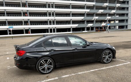 BMW 3 серия, 2018 год, 2 700 000 рублей, 12 фотография