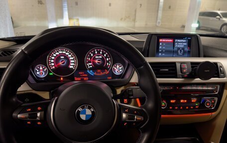 BMW 3 серия, 2018 год, 2 700 000 рублей, 23 фотография